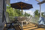 Outdoor dining seating for 6 on the deck